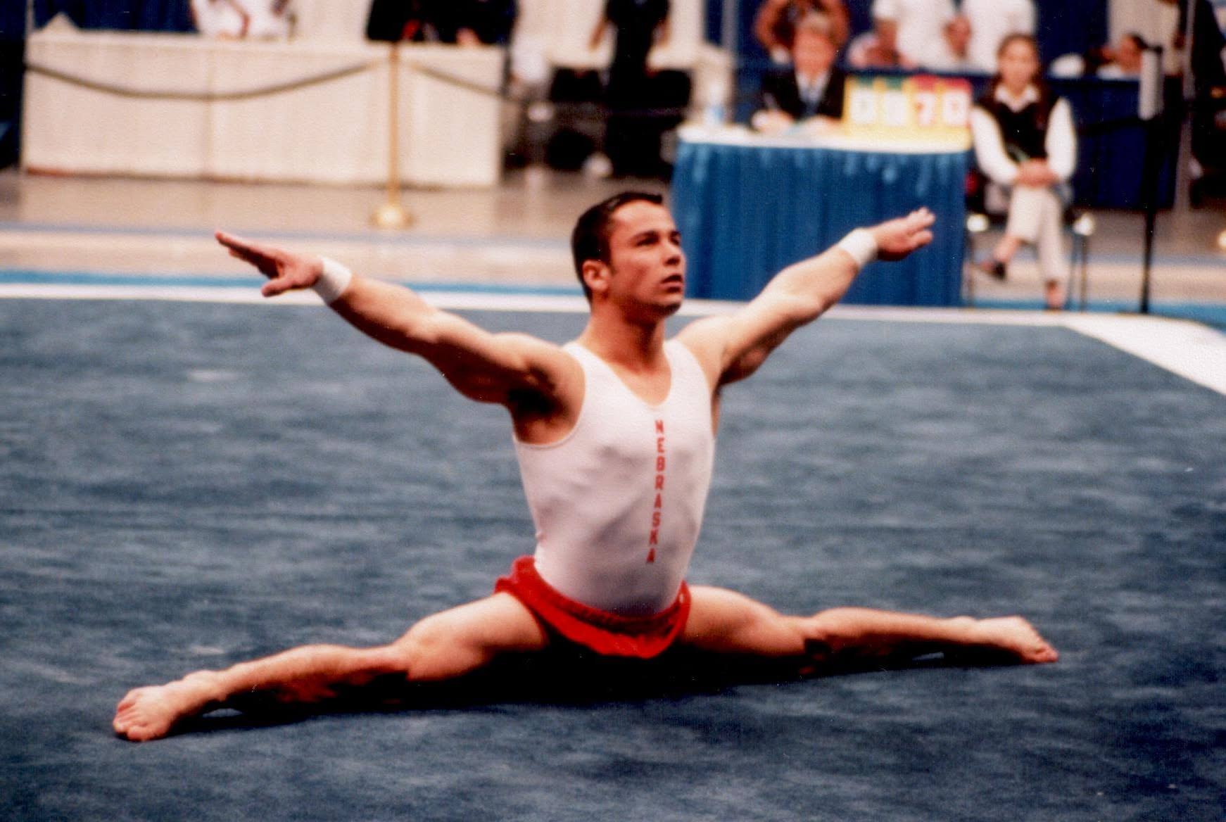 01Km6Ntezgqen26Kw4Tzajw94C